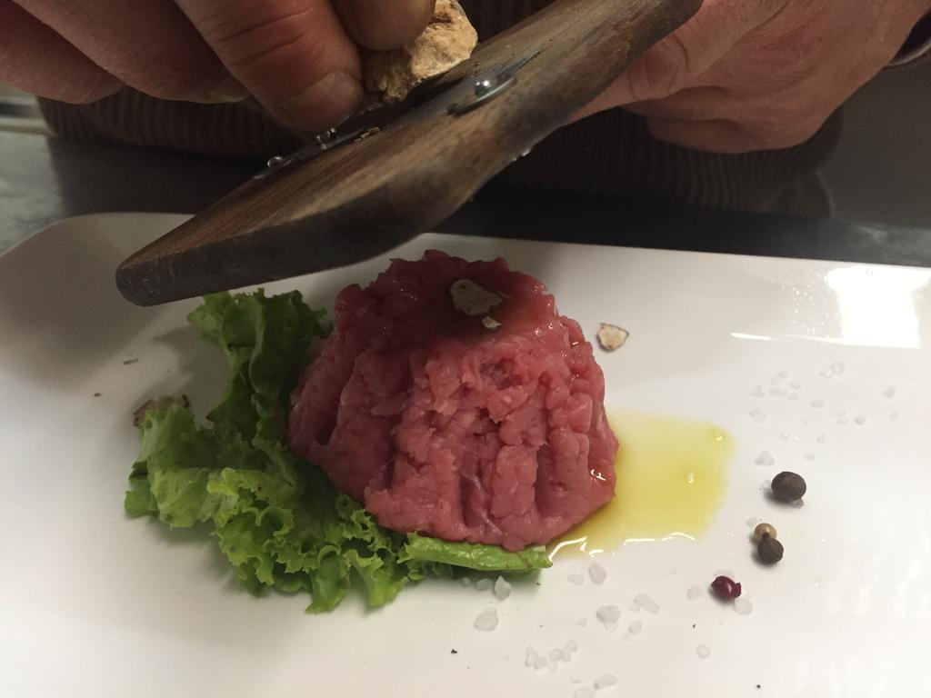 布奈餐厅酒店 Cortemilia 外观 照片